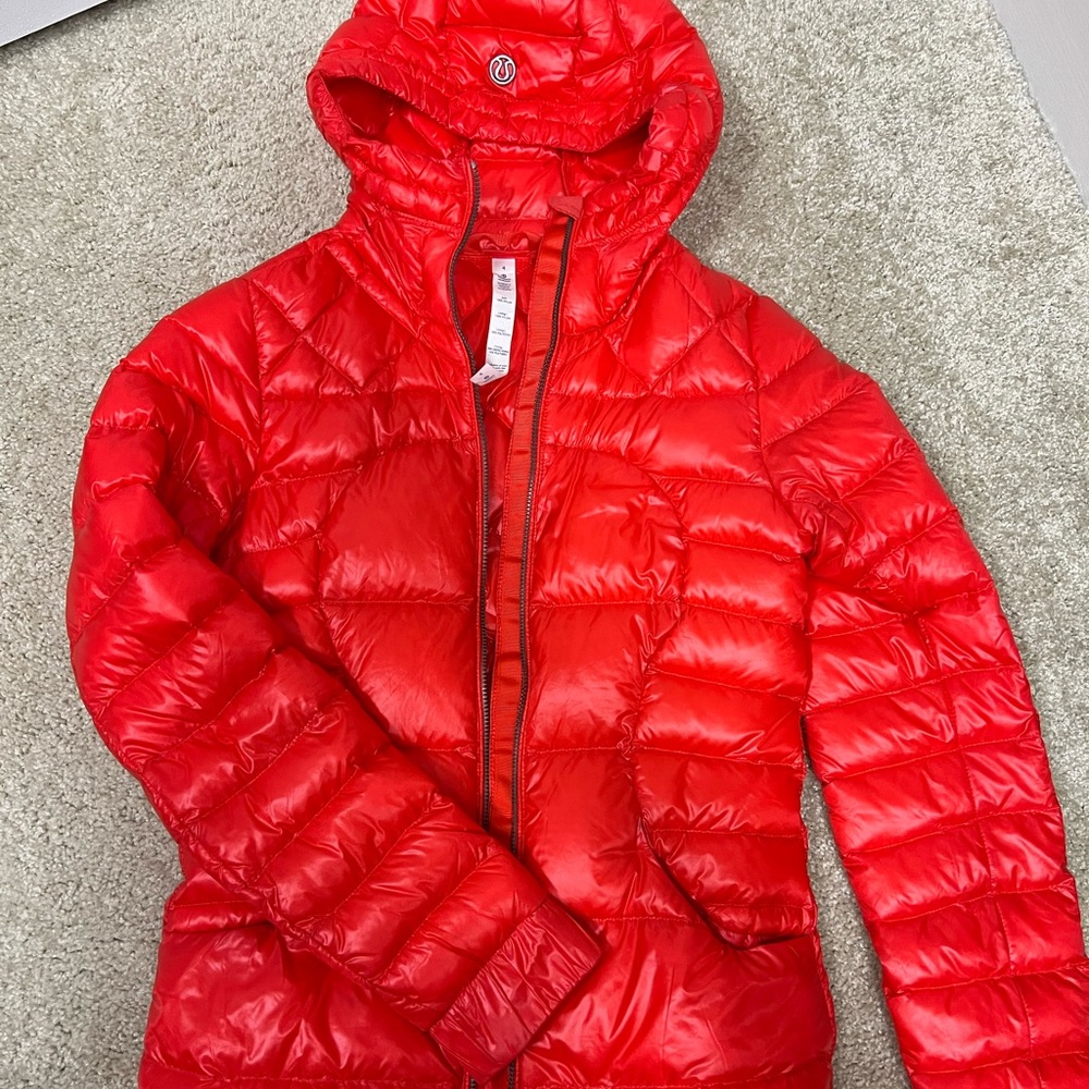 Lululemon down jacket red size 4
